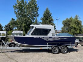 2025 Hewes Craft 210 Sea Runner ET HT