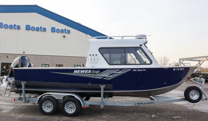 2023 Hewes Craft 240 Ocean Pro HT