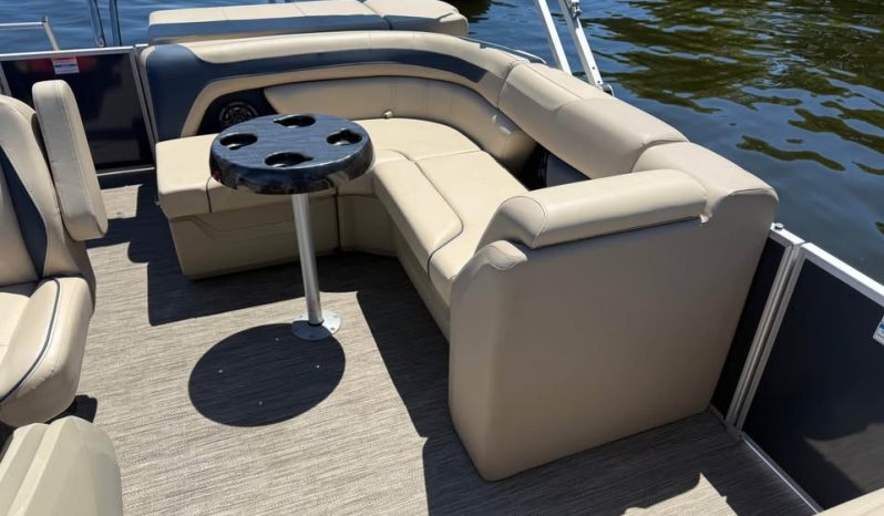 2025 Godfrey Sweetwater 2086C Tritoon full