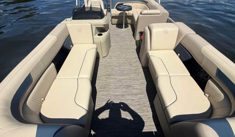 2025 Godfrey Sweetwater 2086C Tritoon full