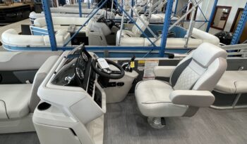 2025 Godfrey Sweetwater 2286SFLC Tritoon full