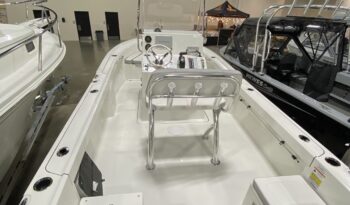 2025 Parker 18SE Center Console full