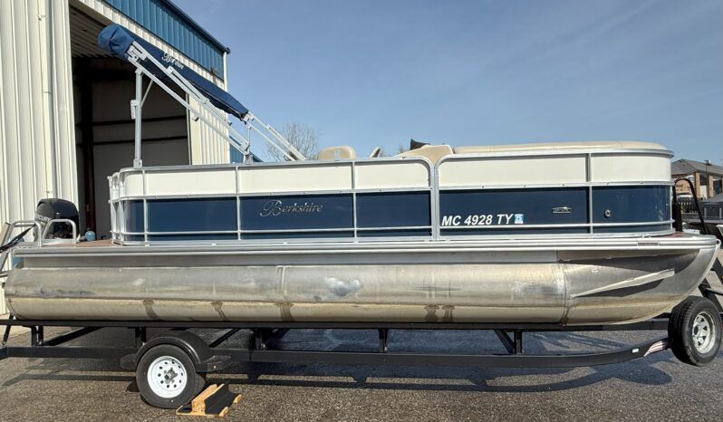 2016 Berkshire 200 Pontoon