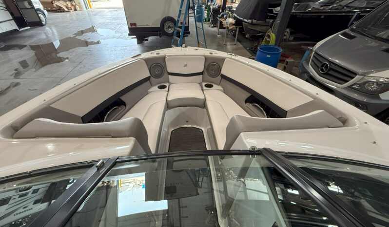 2017 Four Winns Horizon 210 full