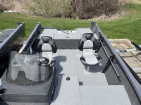 2025 Crestliner 1750 Hawk SC J