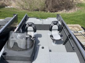 2025 Crestliner 1750 Hawk SC J