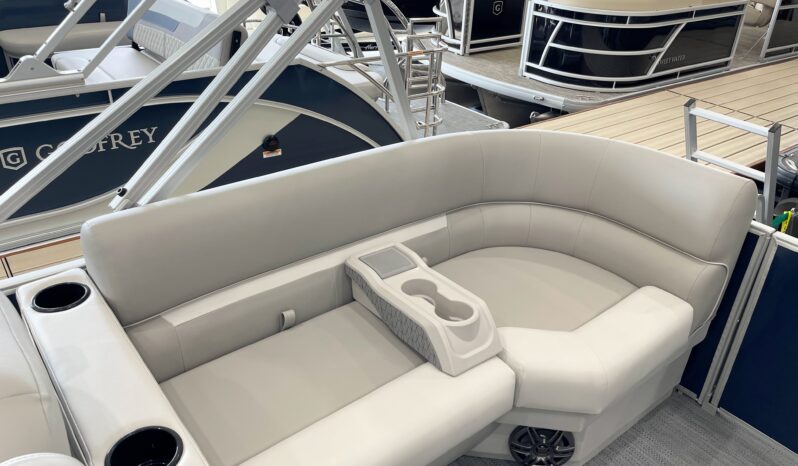 2025 Godfrey Xperience 2086SBX Tritoon full