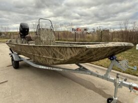 2025 Crestliner 1860 Retriever CC Tunnel