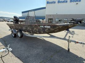 2022 Crestliner 1870 CC