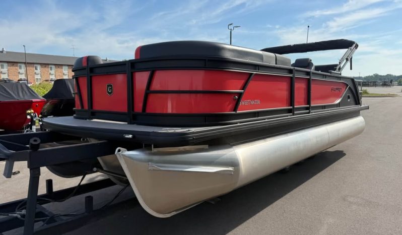 2025 Godfrey Sweetwater 2286SFLC Tritoon full