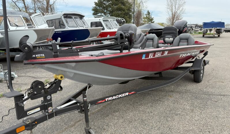 2022 Tracker Pro Team 190 TX