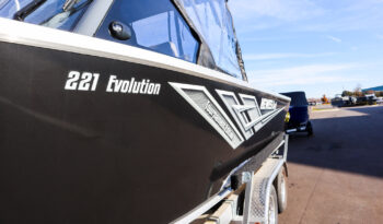 2025 Hewes Craft 221 Evolution Tournament Edition full