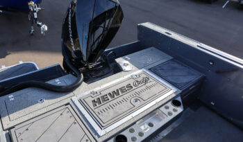 2025 Hewes Craft 221 Evolution Tournament Edition full