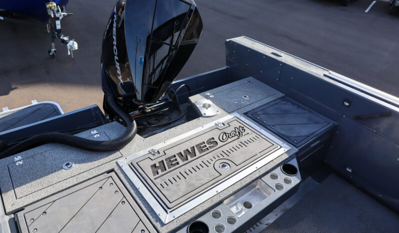 2025 Hewes Craft 221 Evolution Tournament Edition full