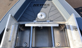 2025 Hewes Craft 221 Evolution Tournament Edition full