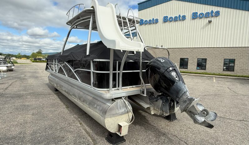2016 Godfrey Sweetwater 240 SD
