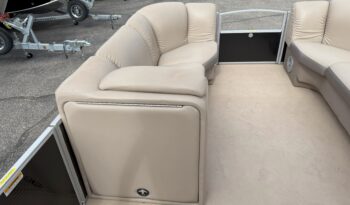 2016 Godfrey Sweetwater 240 SD full