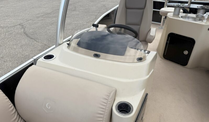 2016 Godfrey Sweetwater 240 SD full
