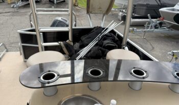 2016 Godfrey Sweetwater 240 SD full