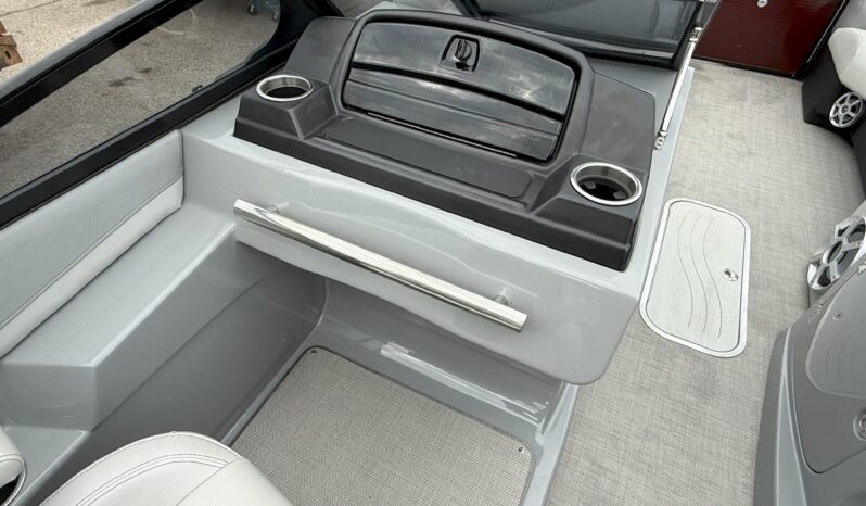 2019 Godfrey Sanpan 259RLW Tritoon full
