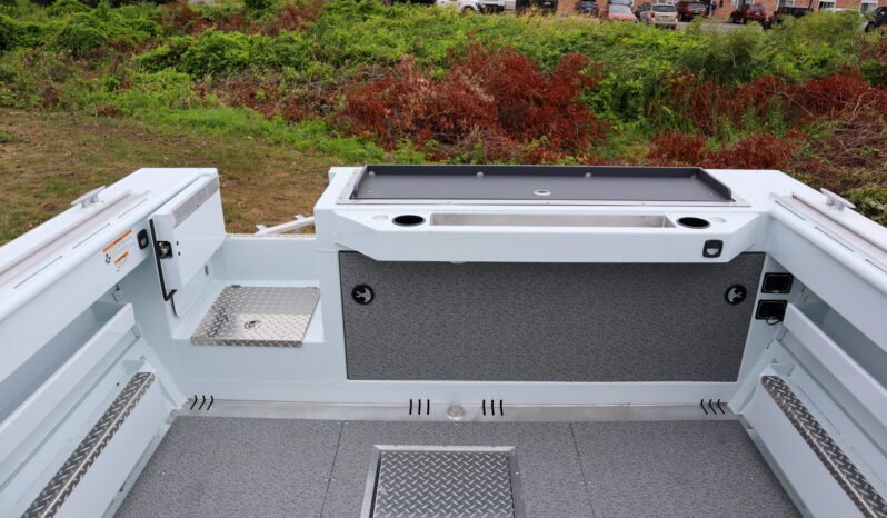 2025 HewesCraft 240 Ocean Pro ET HT full