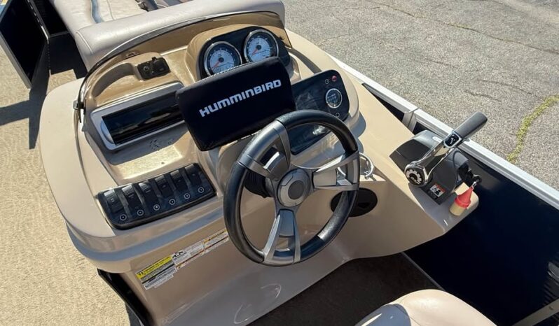 2014 Godfrey Sweetwater 220SL full