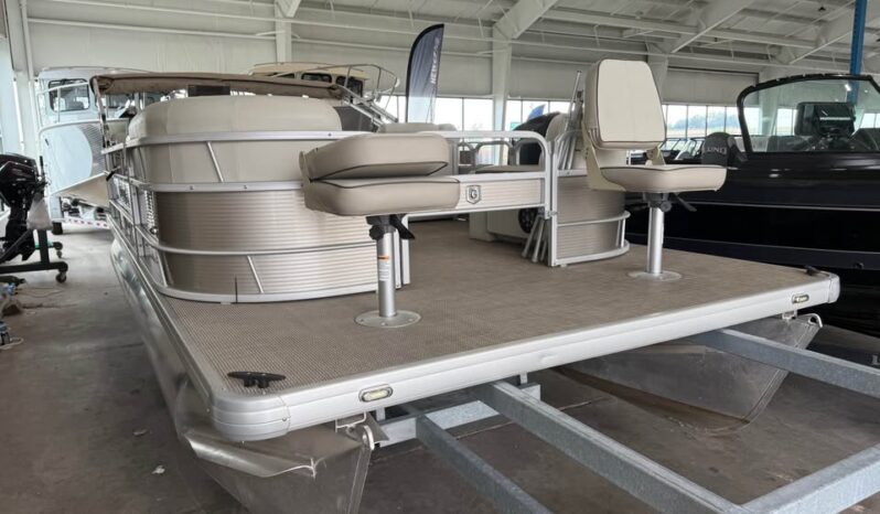 2020 Godfrey Sweetwater 226 Bow Fish