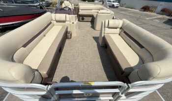 2019 Godfrey Sweetwater 2186C Tritoon full