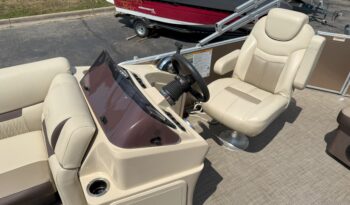 2019 Godfrey Sweetwater 2186C Tritoon full