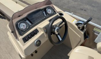 2019 Godfrey Sweetwater 2186C Tritoon full