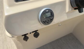 2019 Godfrey Sweetwater 2186C Tritoon full