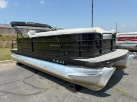 2022 Godfrey Sweetwater 2186C Tritoon