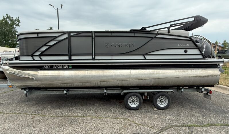 2021 Godfrey Monaco 215C Tritoon