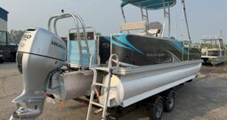 2015 Angler Qwest 820 Fish