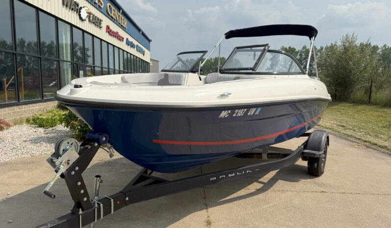 2022 Bayliner Capri VR4