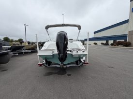 2026 Hurricane SunDeck Sport 185