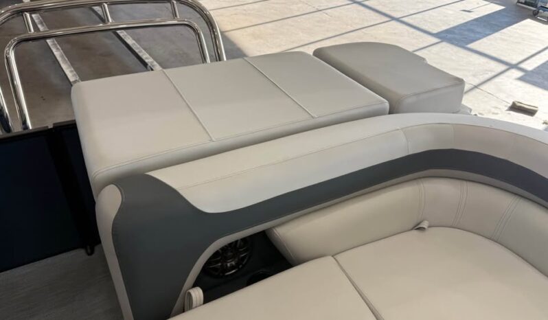 2026 Godfrey Sweetwater 2286CSE Tritoon full