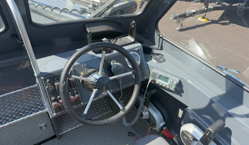2021 HewesCraft 210 Sea Runner ET full