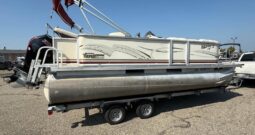 2005 Crest LM Pontoon