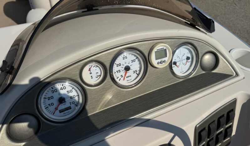 2005 Crest LM Pontoon full