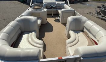 2005 Crest LM Pontoon full
