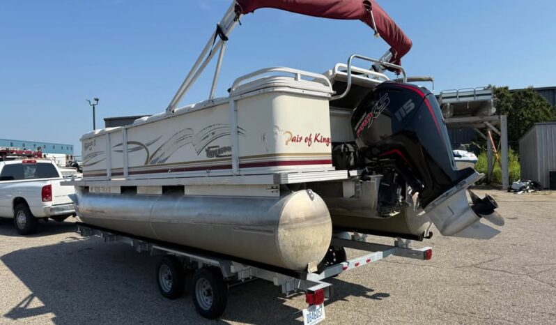 2005 Crest LM Pontoon full