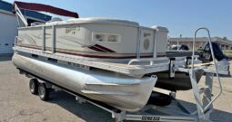 2005 Crest LM Pontoon