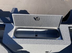 2026 Crestliner 2050 Authority