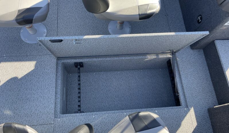 2026 Crestliner 2050 Authority full