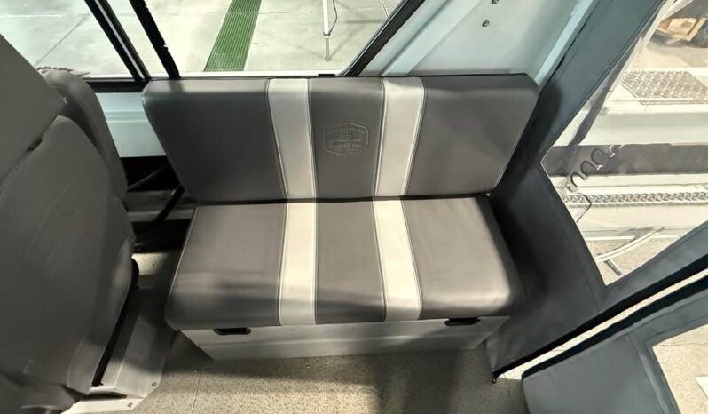 2024 HewesCraft 210 Sea Runner ET HT full