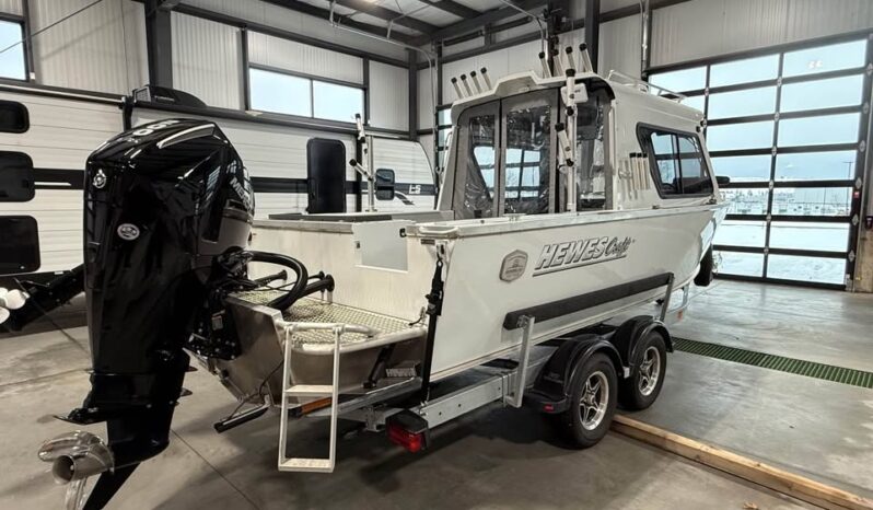 2024 HewesCraft 210 Sea Runner ET HT full