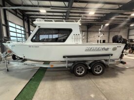 2024 HewesCraft 210 Sea Runner ET HT