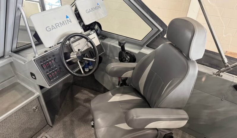 2024 Hewes Craft 221 Evolution full