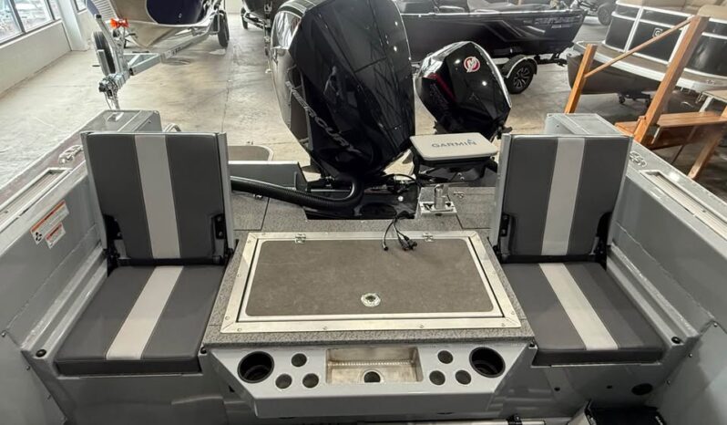 2024 Hewes Craft 221 Evolution full